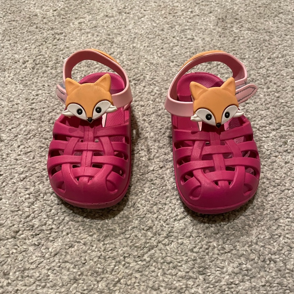 Ipanema fox sandals